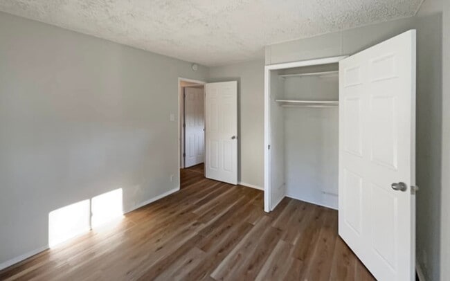 Photo - 19 Crestview Dr
