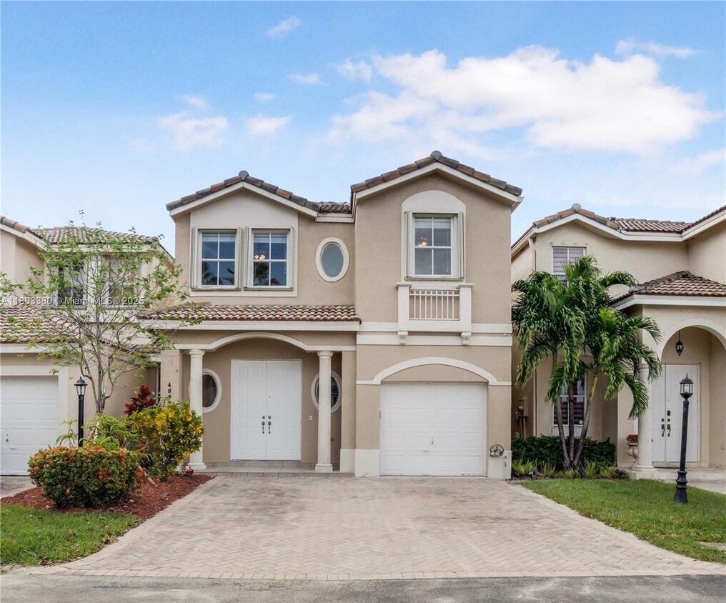 Photo - 4882 NW 108th Psge (Doral, FL)