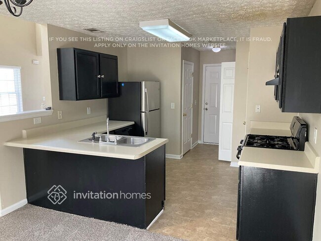 Photo - 314 Pieris Dr