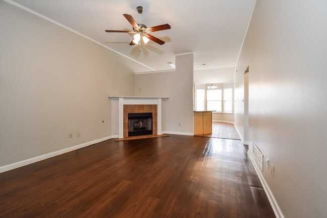 Photo - 8456 Cross Point Dr