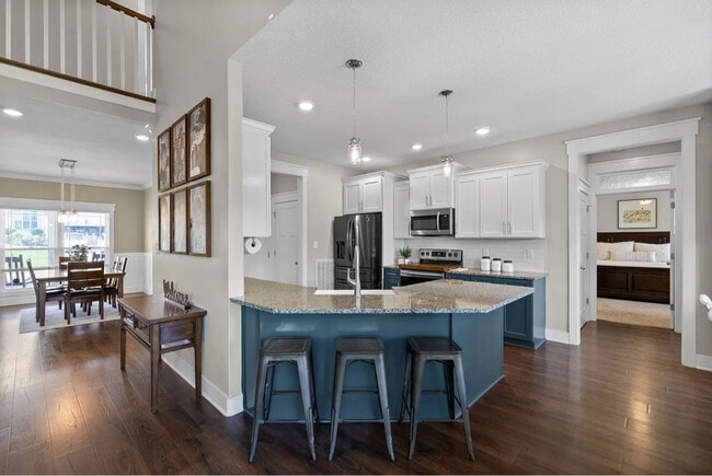 Photo - 325 Piedmont Pl