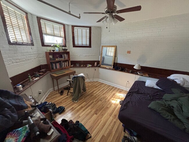 Photo - 1193 Commonwealth Ave Unit 2