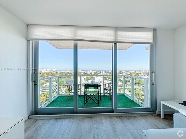 Building Photo - 1000 West Ave Unit 1409 Rental
