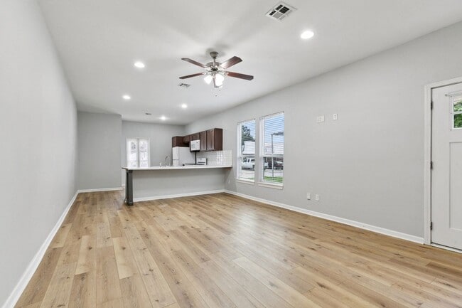 Photo - 3701 Derbigny St Unit 3703