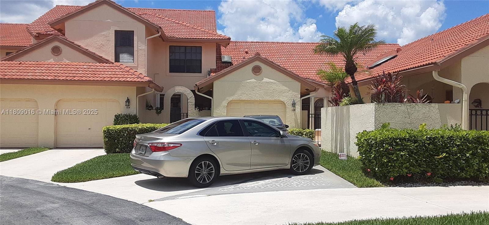 Photo - 8328 Waterline Dr Unit 105