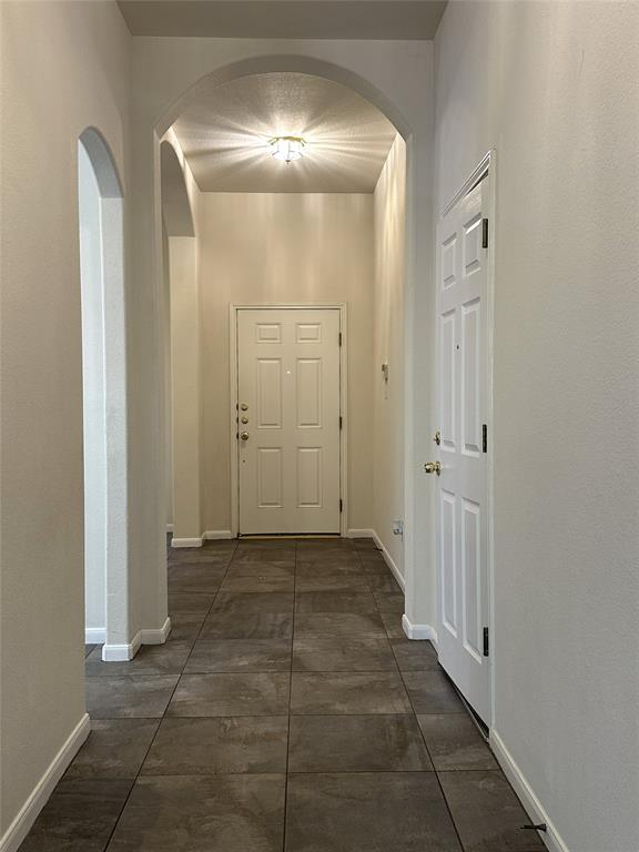 Photo - 722 Ranier Ln