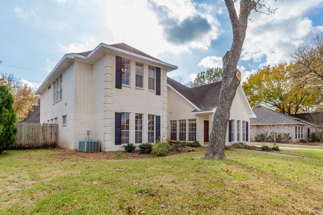 Photo - 1703 Plantation Dr