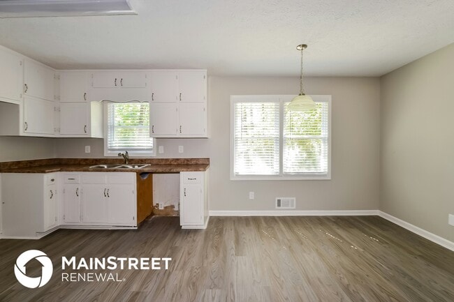 Photo - 109 Landover Dr