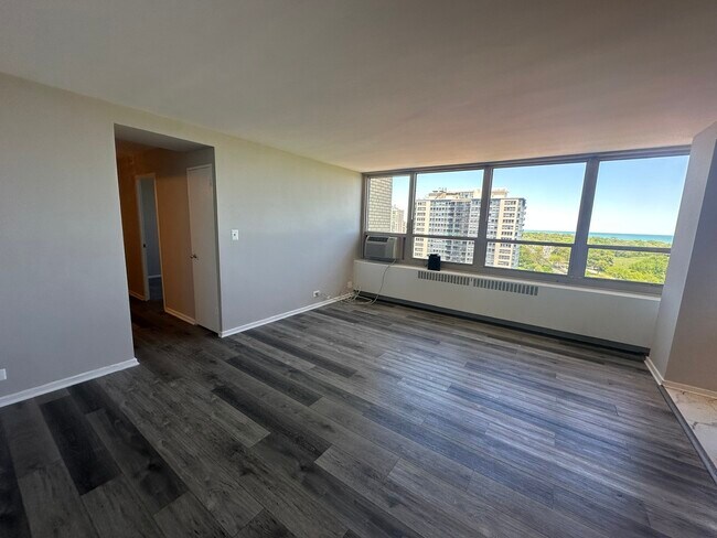 Photo - 3950 N Lake Shore Dr Unit 1502A