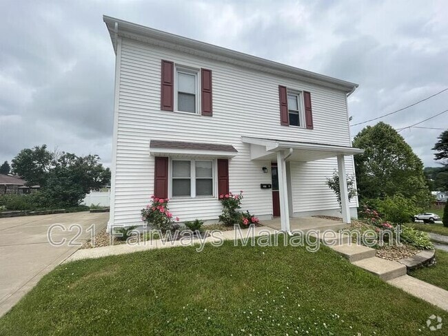Building Photo - 207 Sycamore St Rental