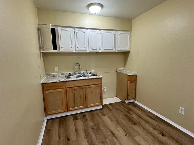 Photo - 77 Walbridge Ave Unidad 77 Walbridge 1