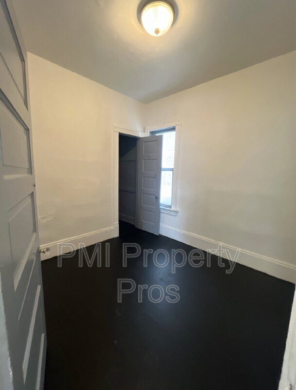 Photo - 1511 N 34th St