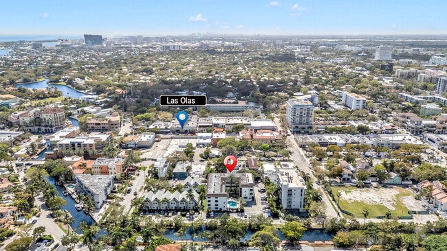 Photo - 924 SE 2nd St Unit 32