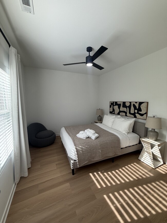 Photo - 1332 Van Buren Ave