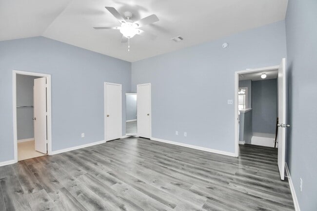 Photo - 10403 Shadow Oaks Dr