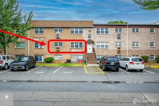 Photo - 434 College Dr