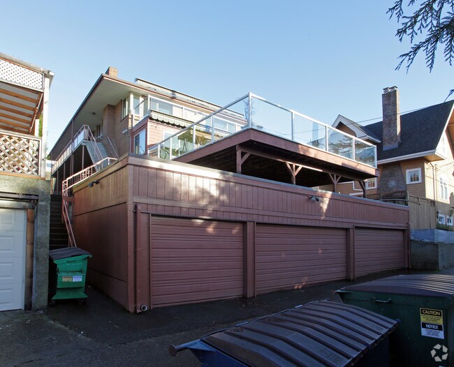 Photo - JUNE June Court Apartments