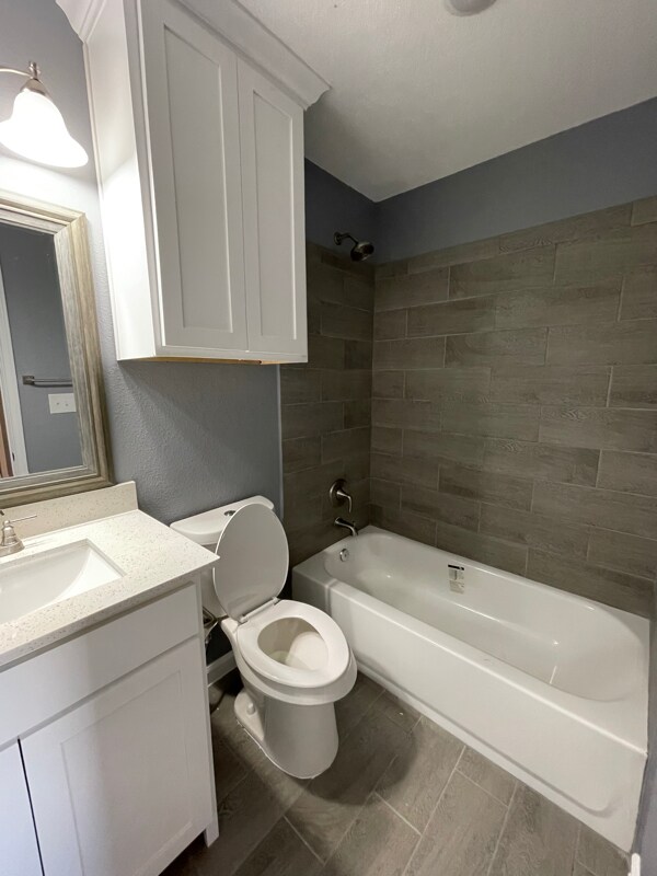 Photo - 501 S Front St Unidad A