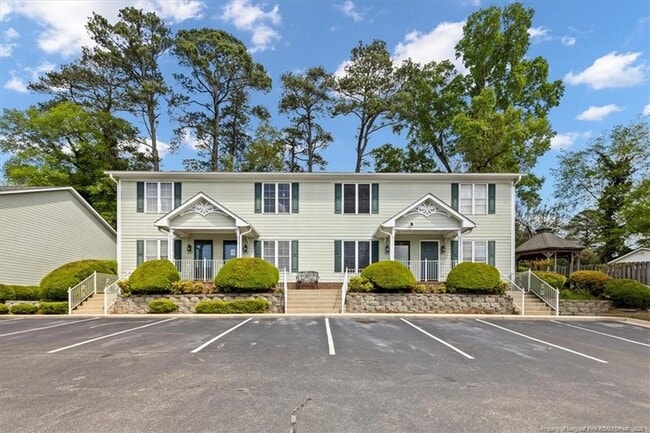 421 Cityview Ln