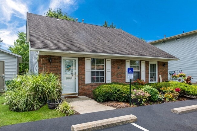 Building Photo - Parkside at Maple Canyon Rental