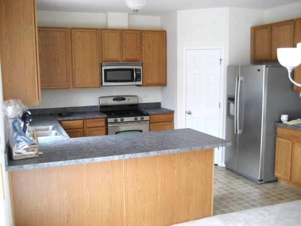 Photo - 928 Charlton Ln