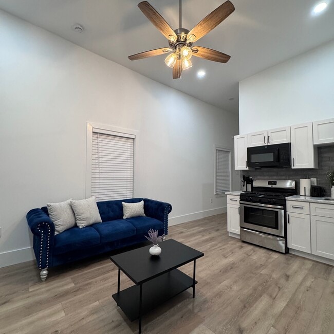 Photo - 2809 Third St Unit 2811 Third Street