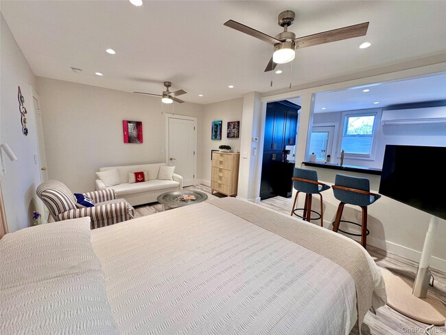 Photo - 94 Main St Unit 3