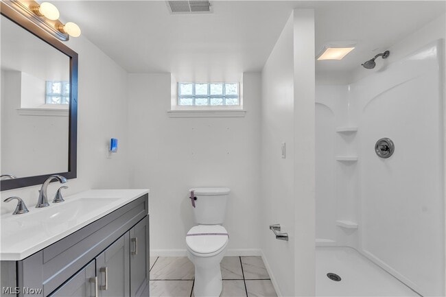 Photo - 4610 Yorkshire Ave