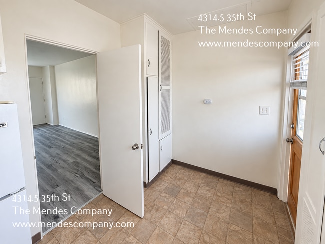 4310-4326 35TH ST-4314.5