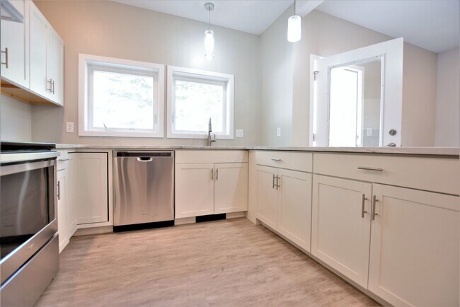 Photo - 217 Columbia St Unit 217-C