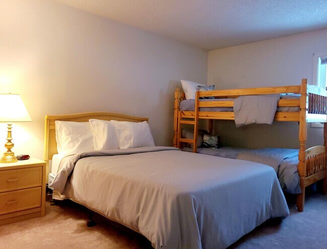 Photo - 113 Trailside Condos Unit 2-3