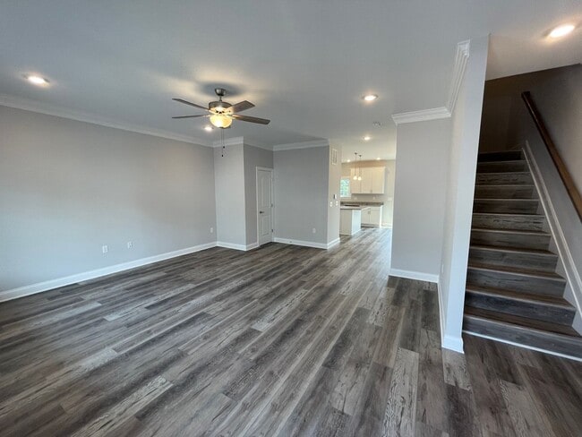 1157 Bluemoon Dr