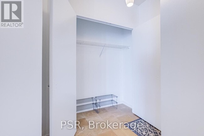 Photo - 218 Queens Quay W Unit 1506