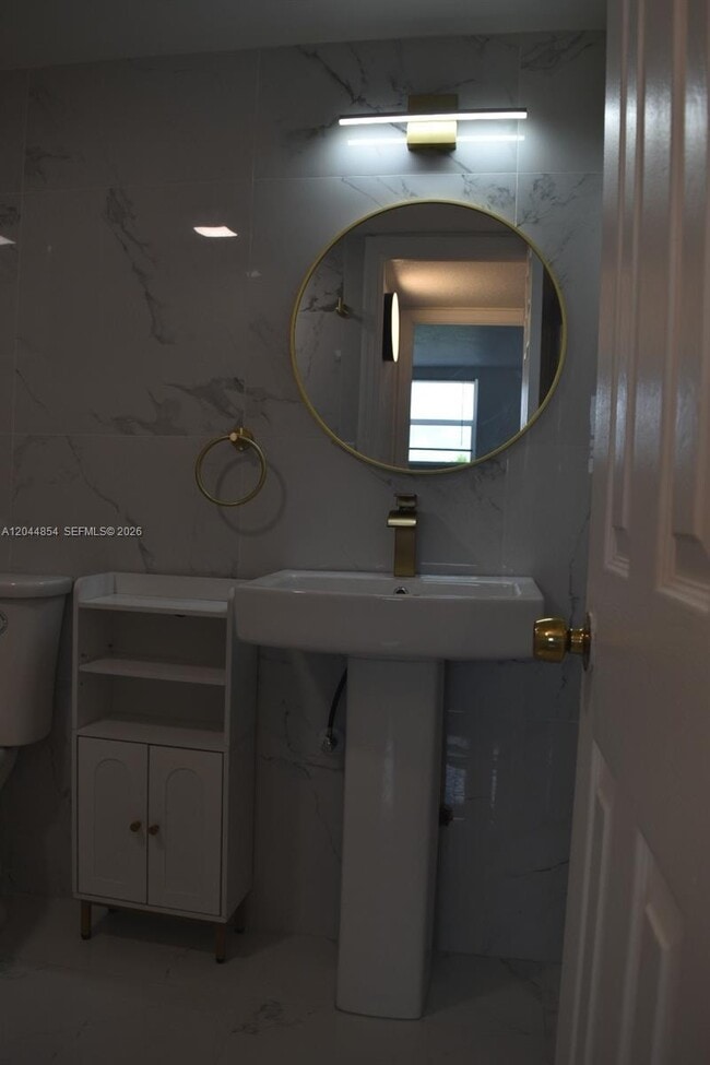 Photo - 666 W 81st St Unit 311