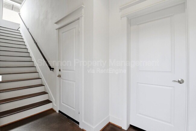 Photo - 1512 Crockett St Unidad A