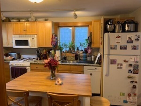 Photo - 53 Kelly Rd Unit 2