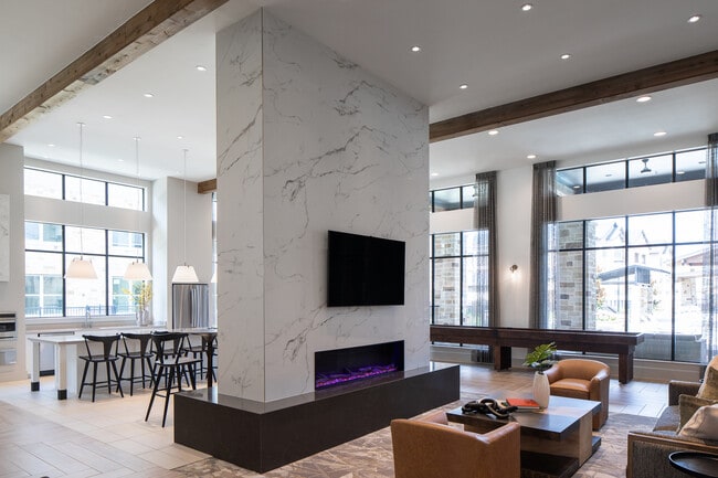 Photo - Broadstone Cross Creek Ranch Apartments