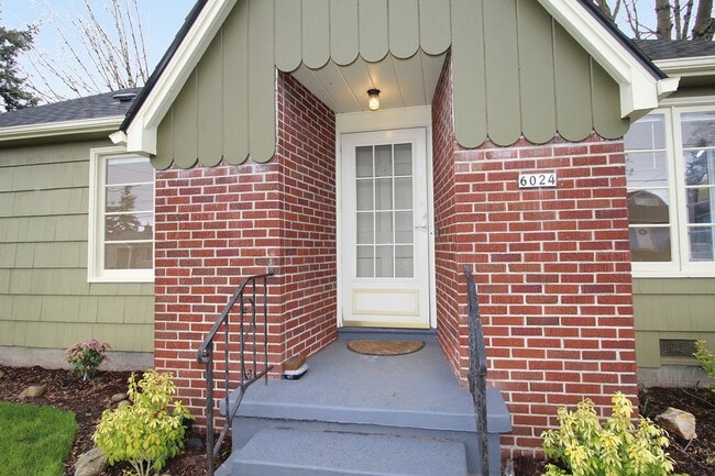 Photo - 6024 NE 17th Ave