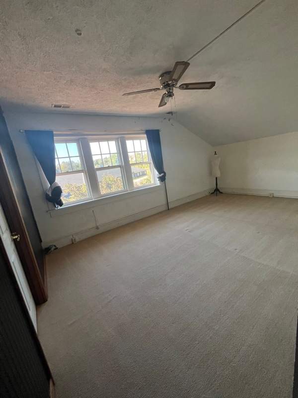 Photo - 910 Cedar Creek Grade