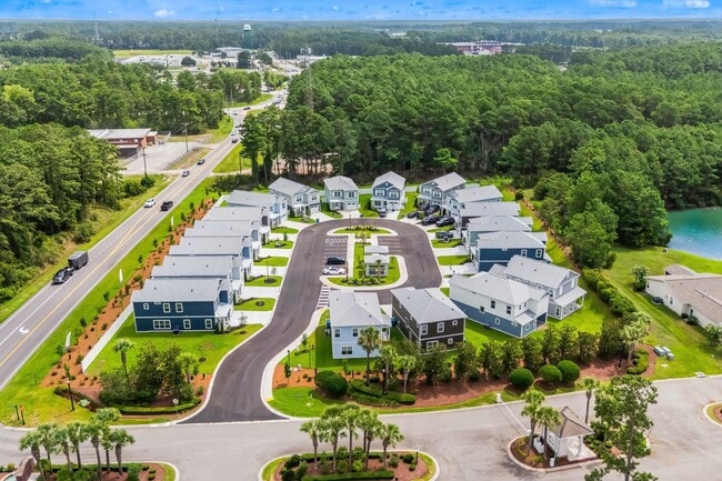 Photo - 113 ARBOR RIDGE CIR