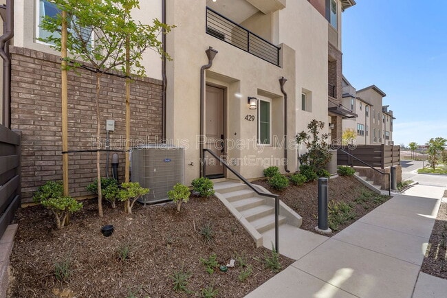 Photo - 429 Caliper Wy