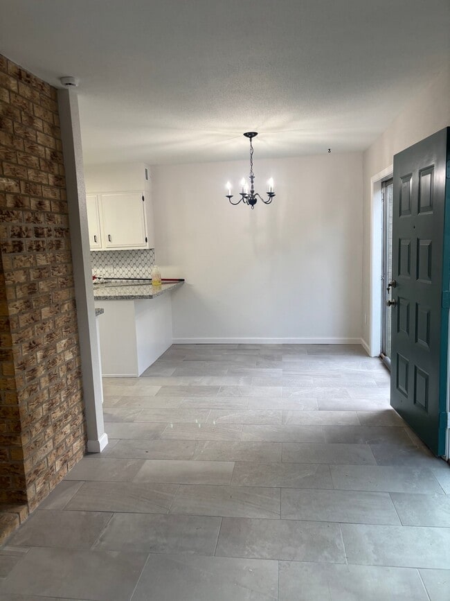 Photo - 8585 Glen Meadow Ln