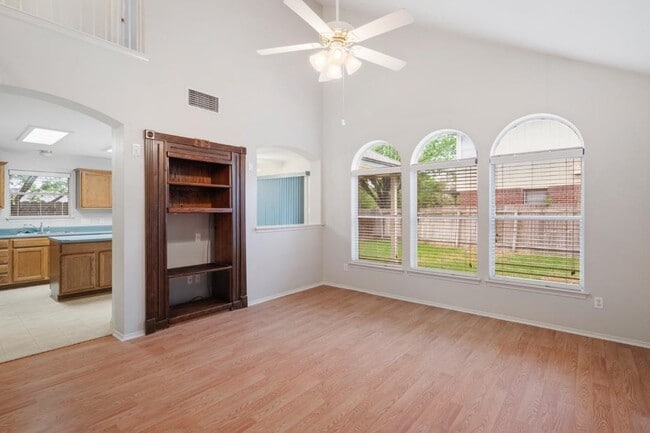 Photo - 1401 Thibodeaux Dr