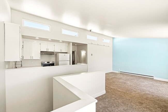 Photo - Estrella Ave (LEASE UP ONLY) Unit #A