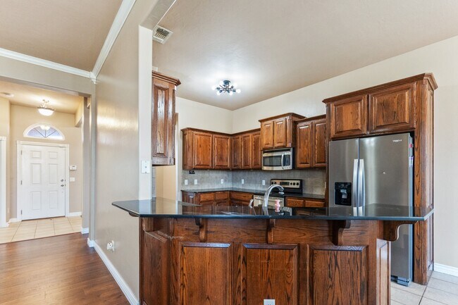 Photo - 2809 SW 92nd Ct