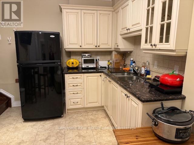 Photo - 202b Finch Ave E