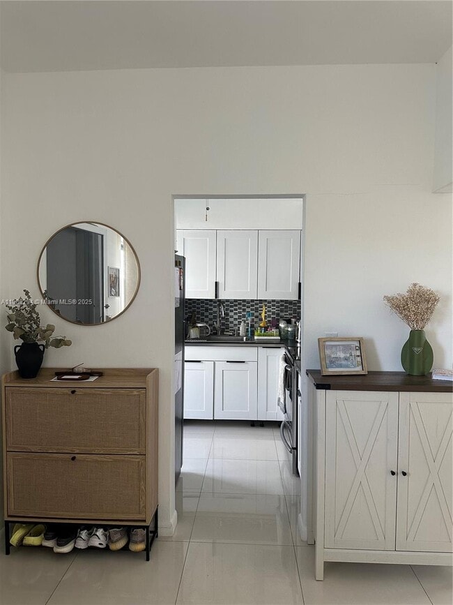 Photo - 10250 W Bay Harbor Dr Unit 4B