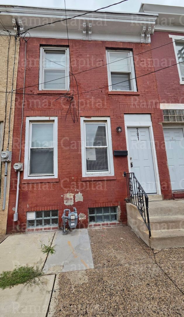 Photo - Bright, Comfortable & Easy-Care 3-Bedroom Living