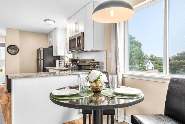 Photo - 18308 Mesle St Unit ID1032362P