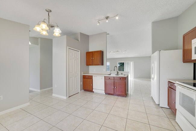 Photo - 266 Chadworth Dr